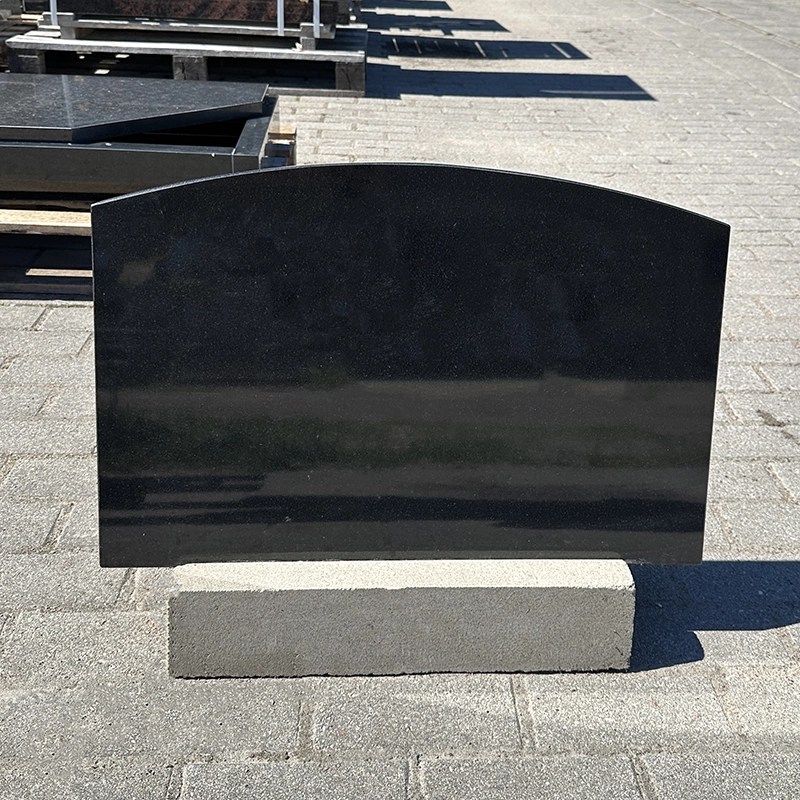 Piemiņas plāksne